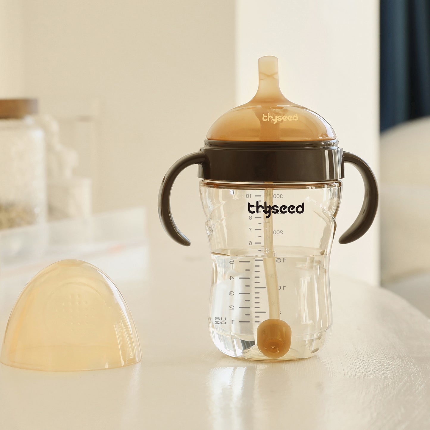 Bình tập hút cho trẻ ít tháng tuổi Thyseed